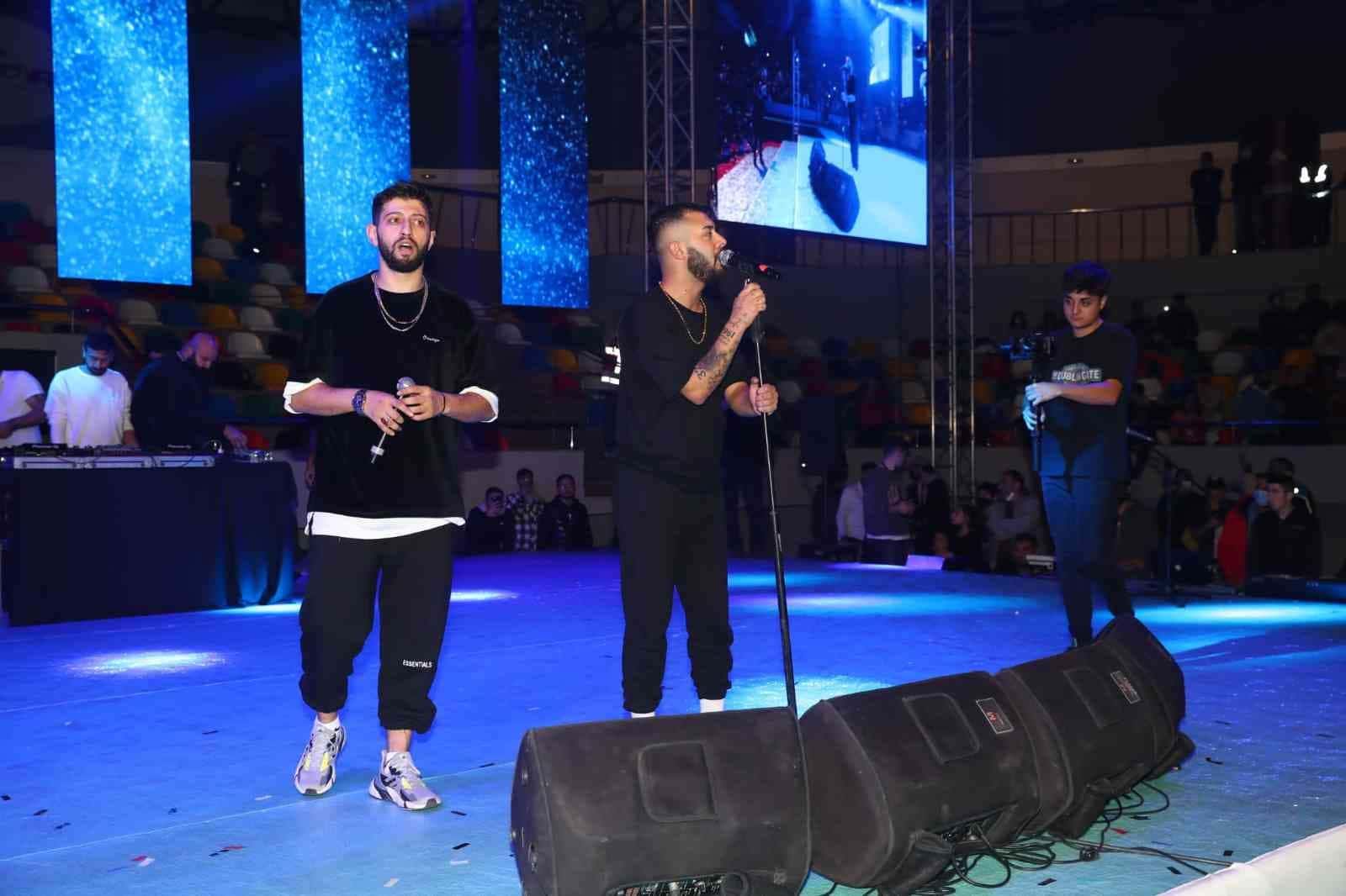 Burak Bulut Kurtulus Kus konseri 1