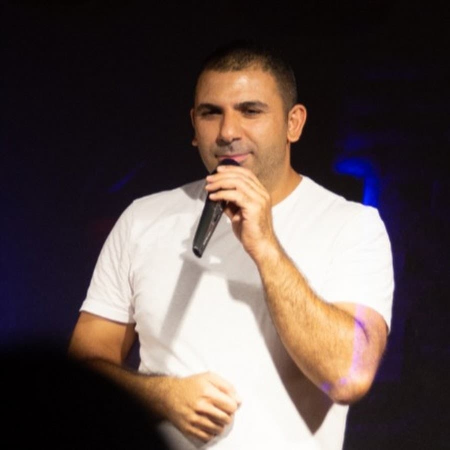 Ilker Gumusoluk stand up
